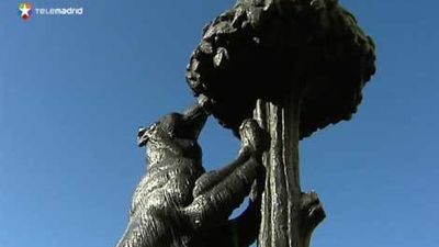 Las instituciones madrileñas hacen 'bolos de verano'