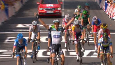 Trentin logra el primer triunfo italiano