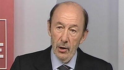Rubalcaba anuncia la ruptura de relaciones con  el PP
