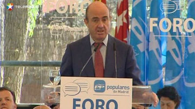 Guindos insiste en el final de  la recesión" y en que España "crecerá al año que viene"