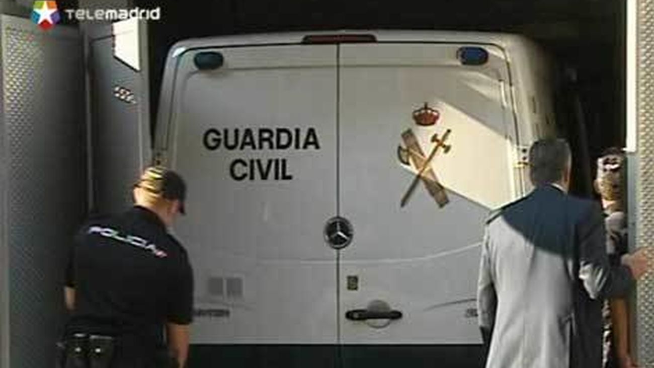 Bárcenas pagó 90.000 euros a Rajoy y Cospedal en 2009 y 2010, pero carece de 'recibís'