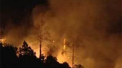 Buscan a un pirómano por su posible relación con los fuegos de Navas y Robledo