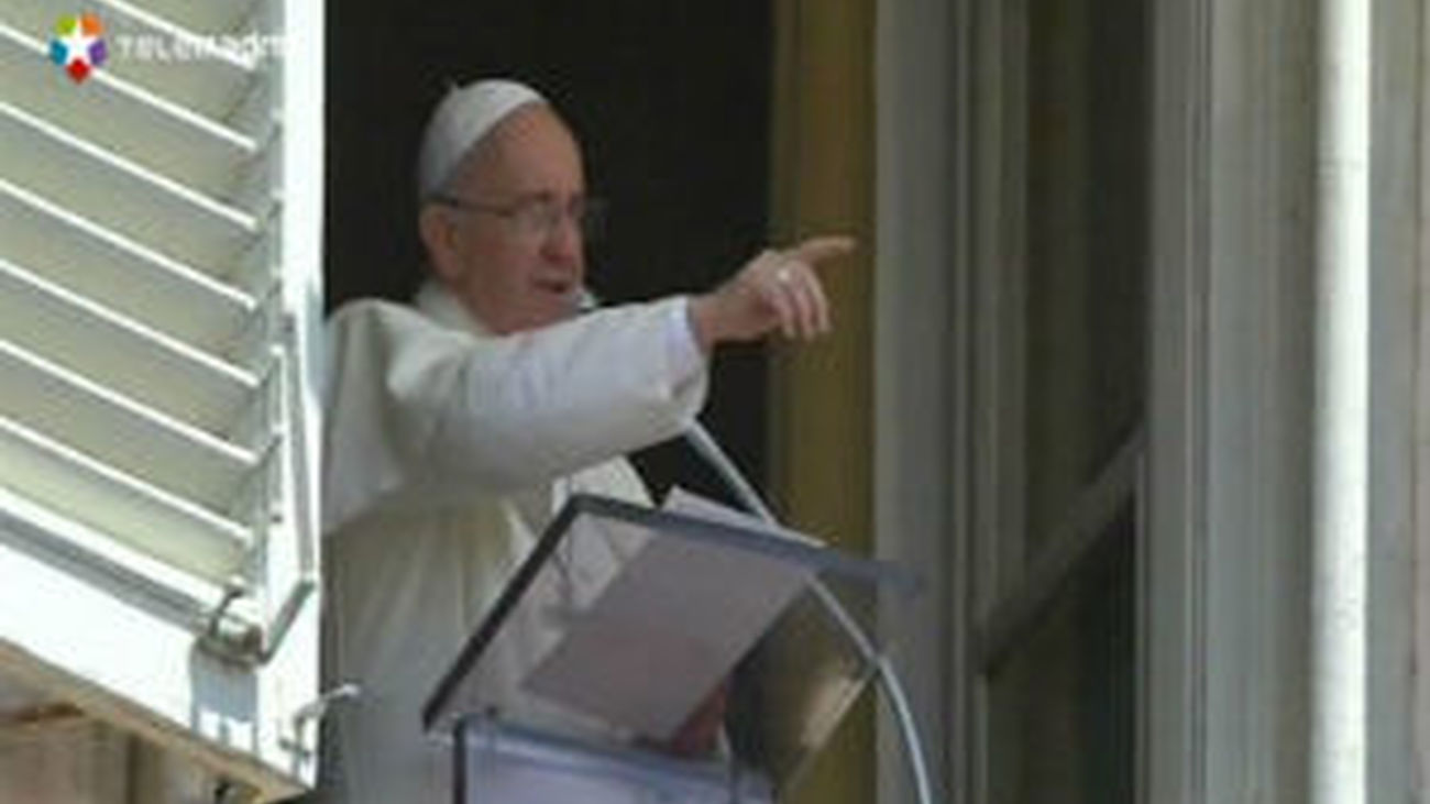 El Papa pide a los fieles que recen por su viaje a Río de Janeiro