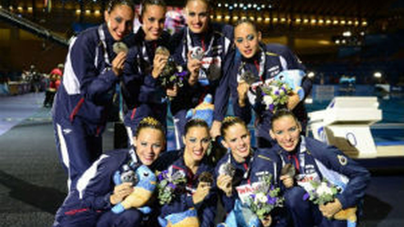 España, plata en sincronizada por equipos