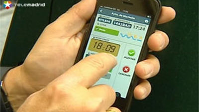 Una aplicación para móviles para pagar el estacionamiento regulado