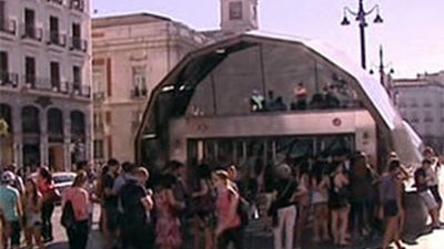 Un bebé muere de un posible golpe de calor en el centro de Madrid