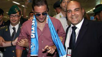 Higuaín ya es del Nápoles