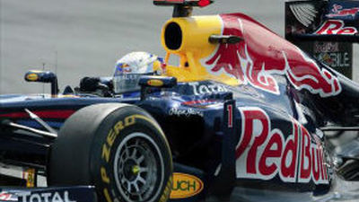 Vettel se pasea por la casa de Ferrari