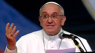 El Papa anima a los jóvenes a "continuar viviendo" lo que han cultivado en Brasil
