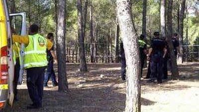 Encuentran en un parque de Entrevías el cadaver de un colombiano de 47 años