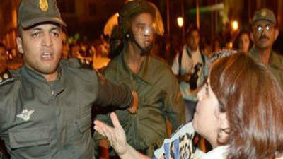 Protestas en Rabat contra el indulto concedido a un pederasta español