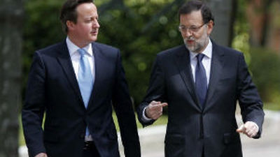 Rajoy a Cameron: "Las últimas acciones unilaterales de Gibraltar son inaceptables"