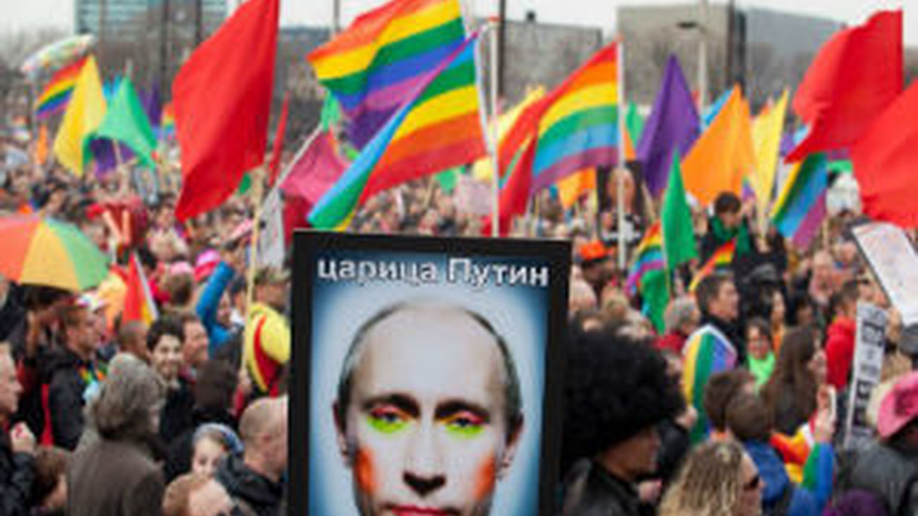 Caza a los gays en Rusia