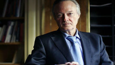 Piqué y otros seis consejeros dejan Vueling tras la entrada de IAG