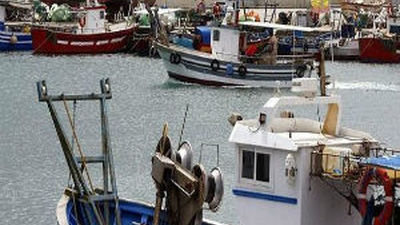 Los pescadores, "expectantes" ante las ayudas  del Gobierno