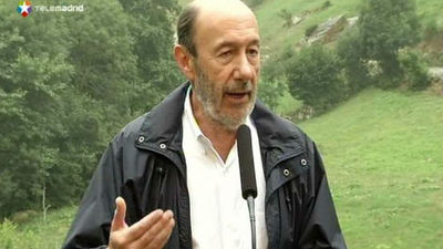 Rubalcaba advierte a Rajoy de que sus mentiras no pueden quedar impunes