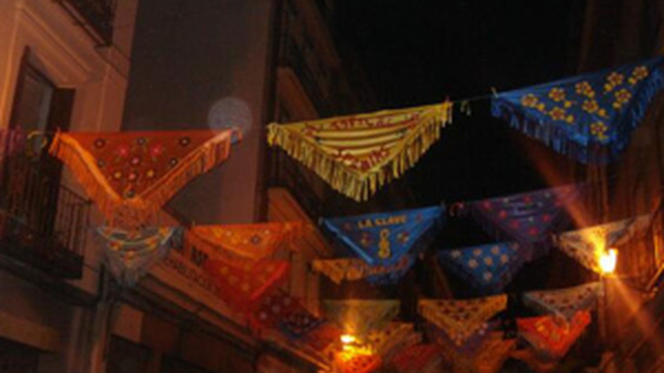 mantones_hoy_virgenpaloma