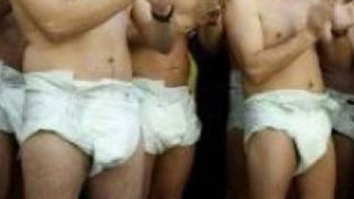 Polémica en Honduras por empresa acusada de obligar a usar pañal a empleados