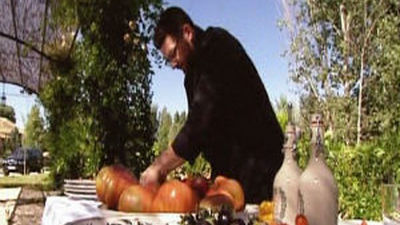 "Huerta de Carabaña" recupera los usos tradicionales de cultivo del tomate
