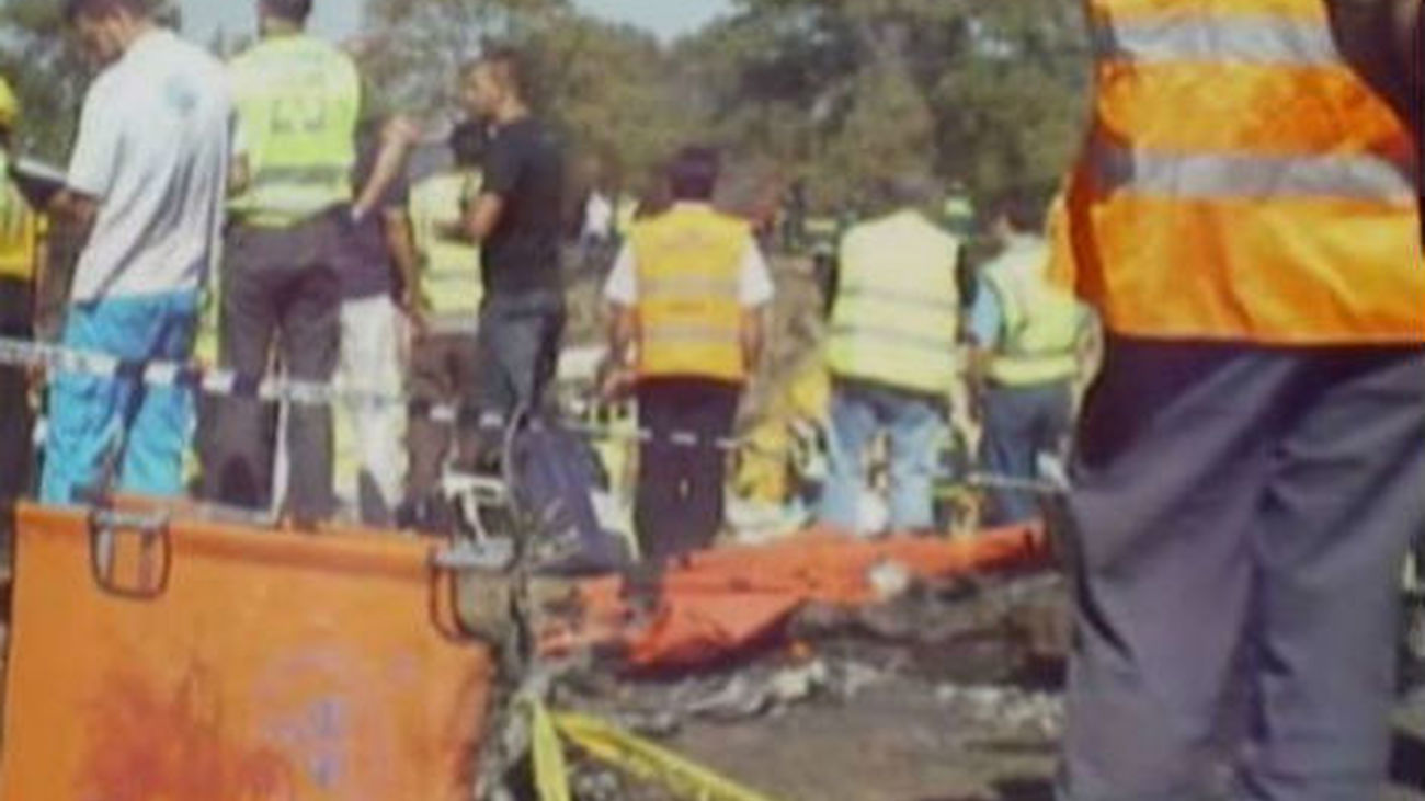 Los familiares de las víctimas de Spanair conmemoran este martes el quinto aniversario