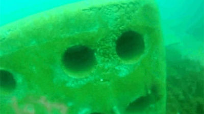 España investiga la procedencia del hormigón lanzado en la bahía de Algeciras