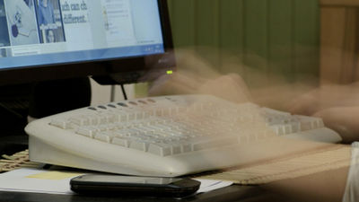 Facebook permitirá fotografías y vídeos sangrientos