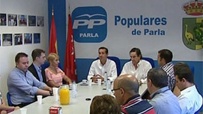 Victoria pide a Rubalcaba que fuerce a Gómez a que explique el "escándalo" del tranvía