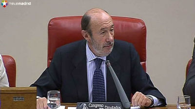 Rubalcaba apuesta por una oposición 'más intensa' y Santamaría por pactos contra la corrupción