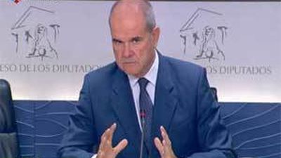 Chaves no se plantea declarar y ve un uso "artero" del término imputado