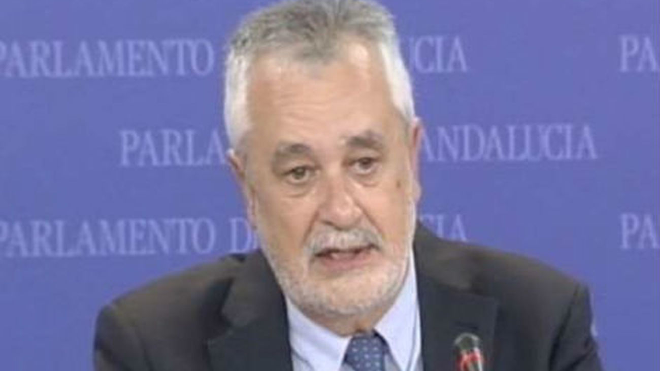 Griñán critica que aún no haya recibido el auto de Alaya