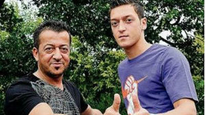 Mustafa Ozil: "Florentino Pérez no es un hombre de honor"