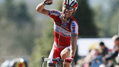 Vuelta: Purito gana en el Naranco y Horner se pone líder