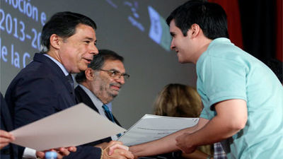 González: "Sin reformas, el sistema sanitario es insostenible"