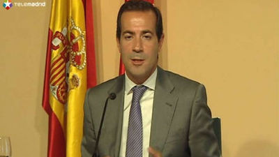 Madrid pide a Mato que formalice su propuesta sobre el tabaco para Eurovegas