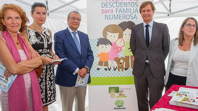 Cerca de 60 establecimientos de Boadilla harán descuentos a familias numerosas