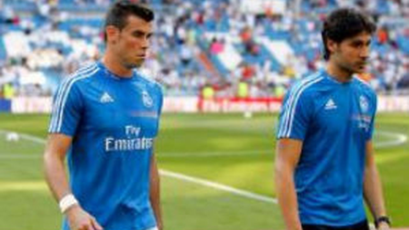 Bale se retira del campo