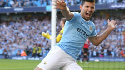 El City barre al United, el Nápoles gana al Milan y el Dortmund pincha