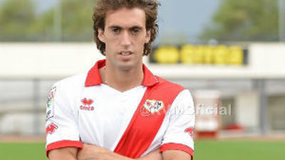 Baena explica el desprecio de Messi: "Es él quién no me da la mano"