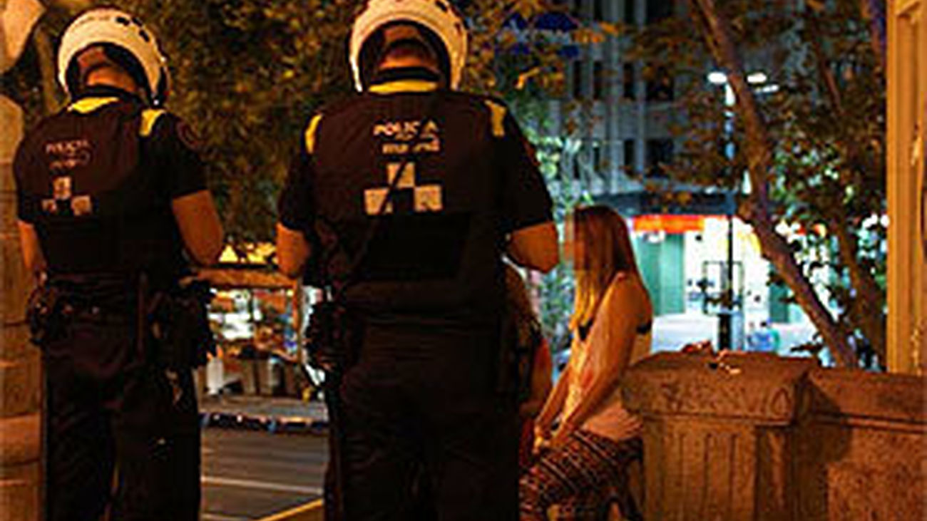 La Policía Municipal impone 530 denuncias por consumo de alcohol en la vía pública