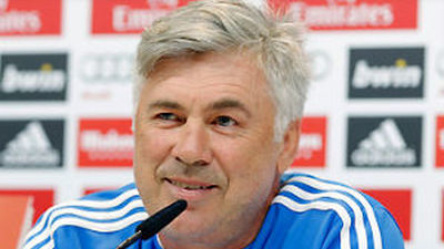 Ancelotti cree que a Benzema "le vendrán bien los silbidos"