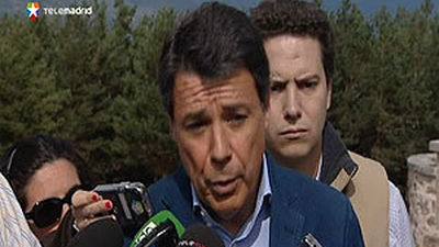 González critica a Gómez por criticar las externalizaciones cuando "las practicó" en Parla