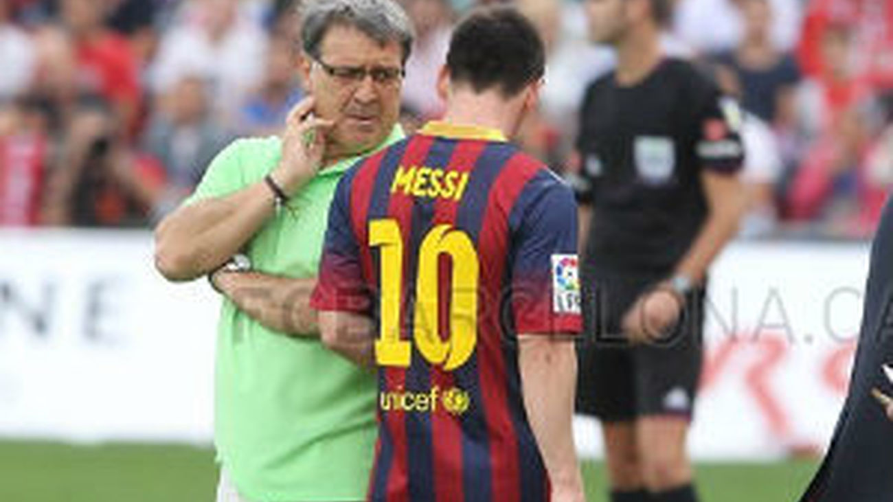 Messi se lesiona ante el Almería