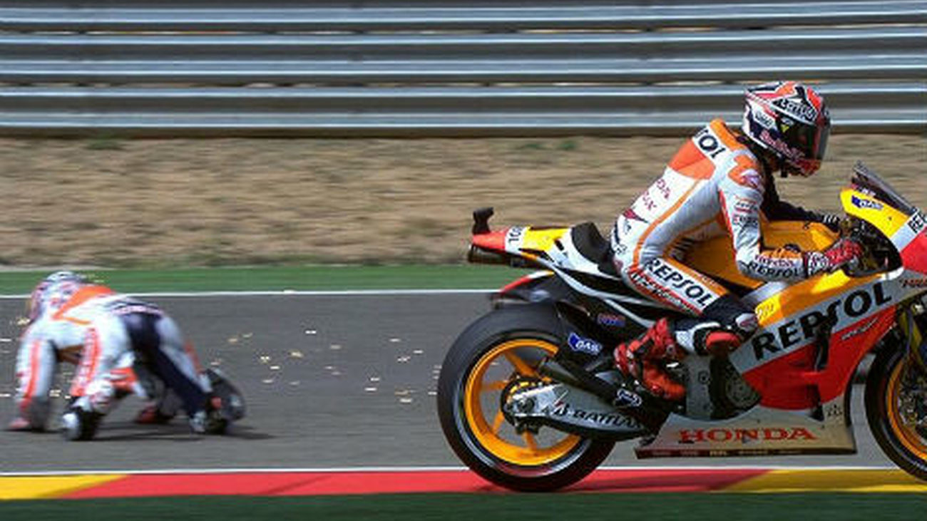 Caída de Dani Pedrosa