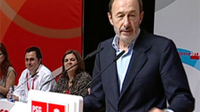 Rubalcaba pregunta al PP "de qué recuperación habla"