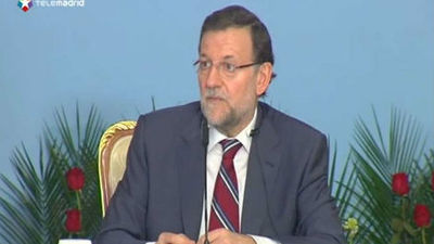 Rajoy espera que Italia resuelva "sus problemas" porque influyen en la prima de riesgo