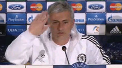 Mourinho estalla contra la prensa inglesa