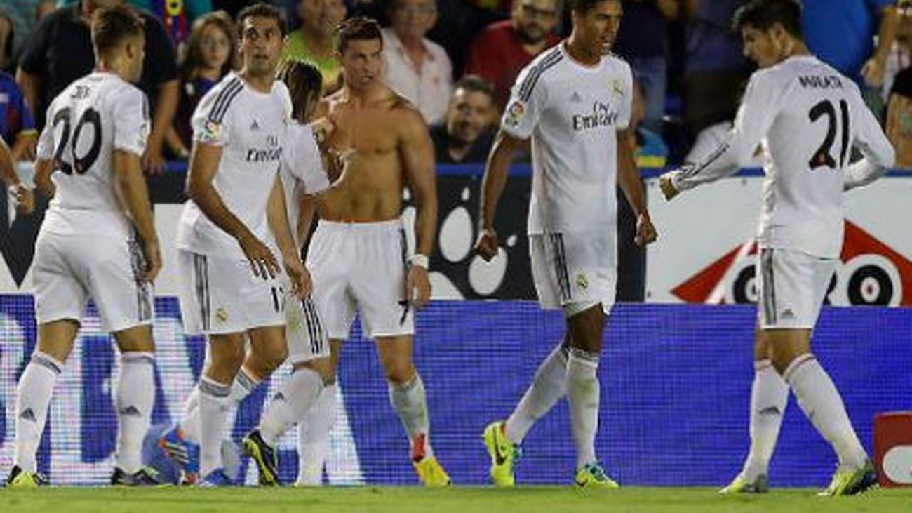 2-3. Cristiano y Morata remontan ante el Levante