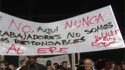 Concentraciones contra el ERE de UGT Madrid ante las sedes del sindicato