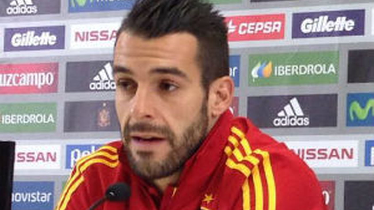 Negredo: "La competencia en la selección es muy dura"