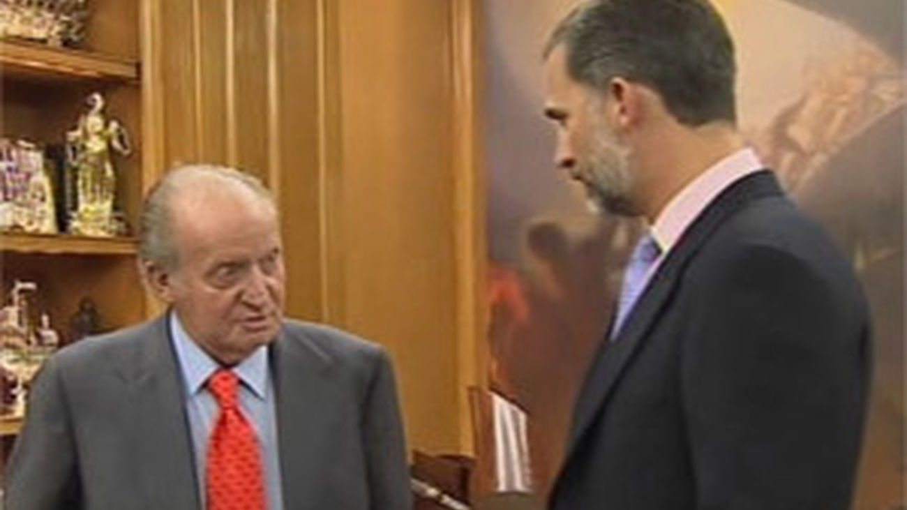 El número de españoles que ven a la Monarquía como un problema cayó a sólo un 0,2%